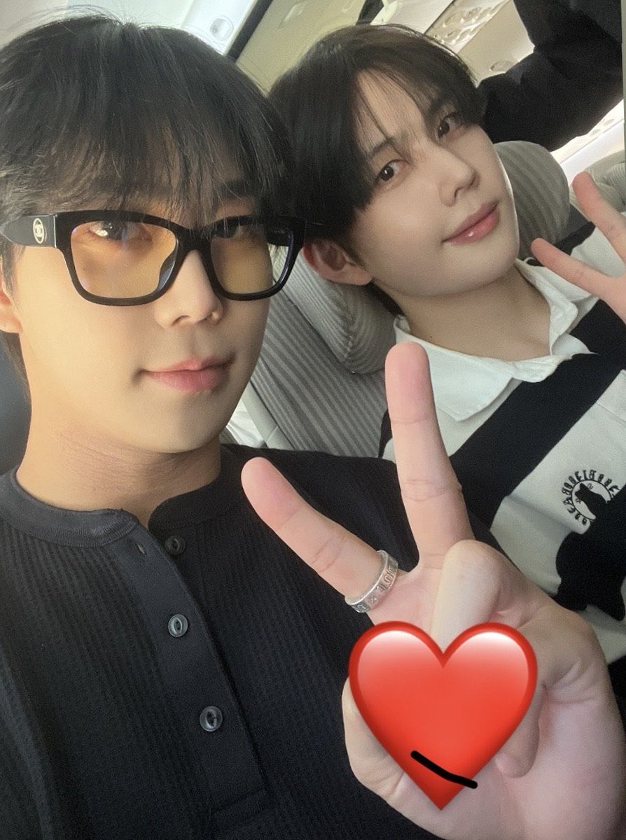 laitselecs's tweet photo. dispatch when???? https://t.co/kZfyVEFguC