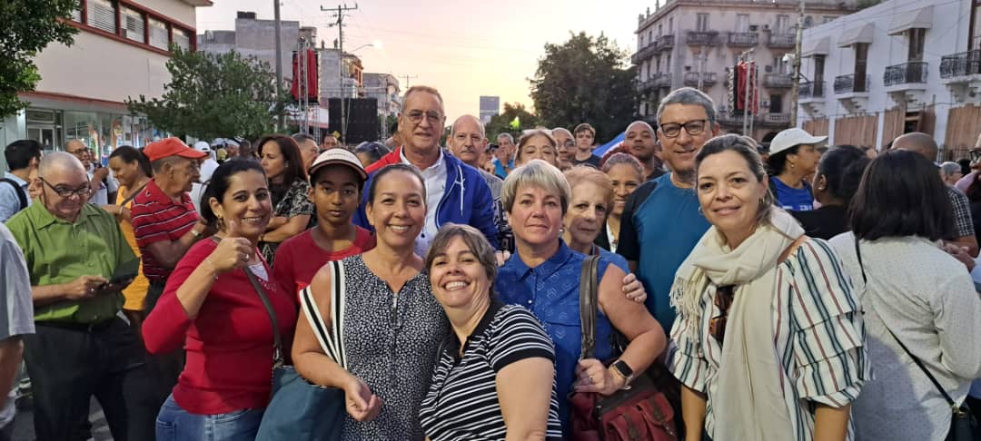 Acuérdate de abril
#64AñosDeGirón
<a href="/MEP_CUBA/">Ministerio de Economía y Planificación de Cuba</a> presente!!!