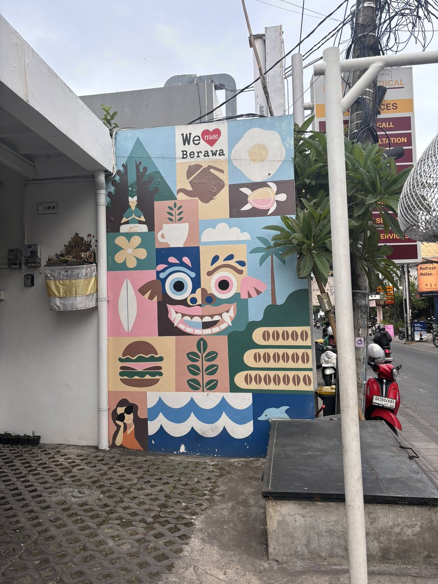 Do I spy <a href="/BitcoinFaces/">Bitcoin Faces</a> in Bali?