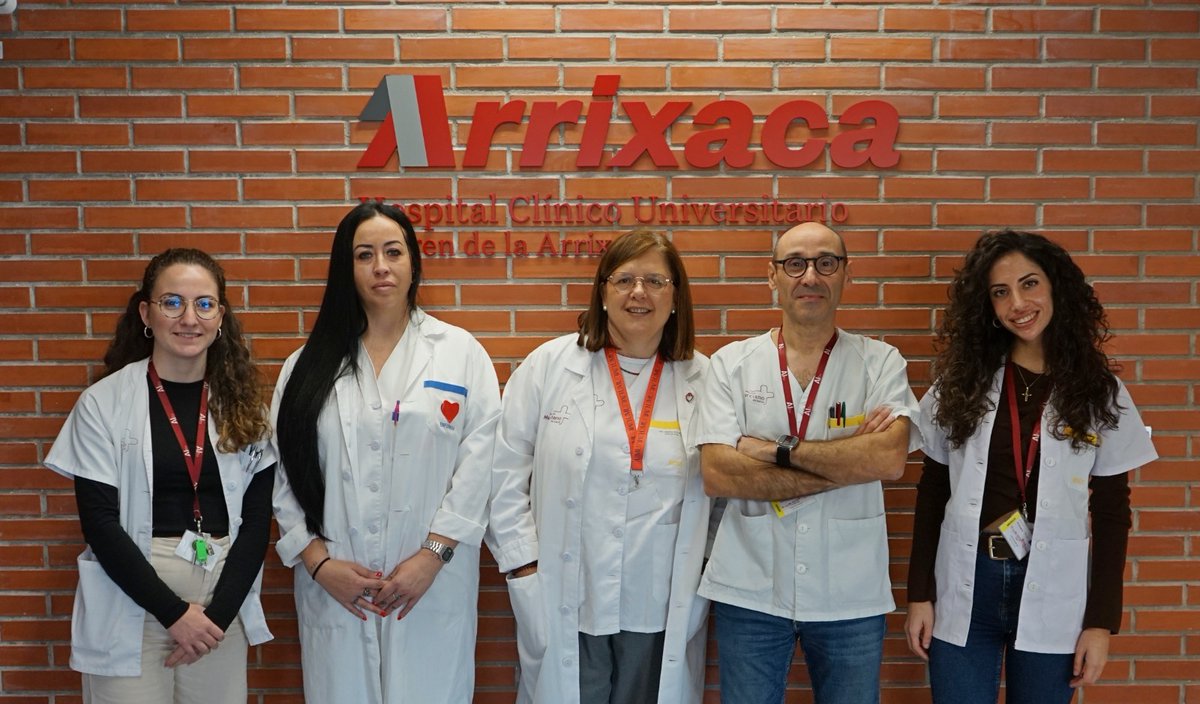 Murciasalud (@murciasalud) on Twitter photo 📢 Salud realiza el seguimiento a más de 200 diagnosticados de coagulopatías en la Región
👉 Mañana se celebra el #DíaMundialdelaHemofilia, con el que se pretende dar a conocer esta enfermedad y cómo afecta a quienes la padecen🩸
🔝 <a href="/AreaUnoArrixaca/">Área 1 Arrixaca</a> es la Unidad de referencia 📢 Salud realiza el seguimiento a más de 200 diagnosticados de coagulopatías en la Región
👉 Mañana se celebra el #DíaMundialdelaHemofilia, con el que se pretende dar a conocer esta enfermedad y cómo afecta a quienes la padecen🩸
🔝 <a href="/AreaUnoArrixaca/">Área 1 Arrixaca</a> es la Unidad de referencia
