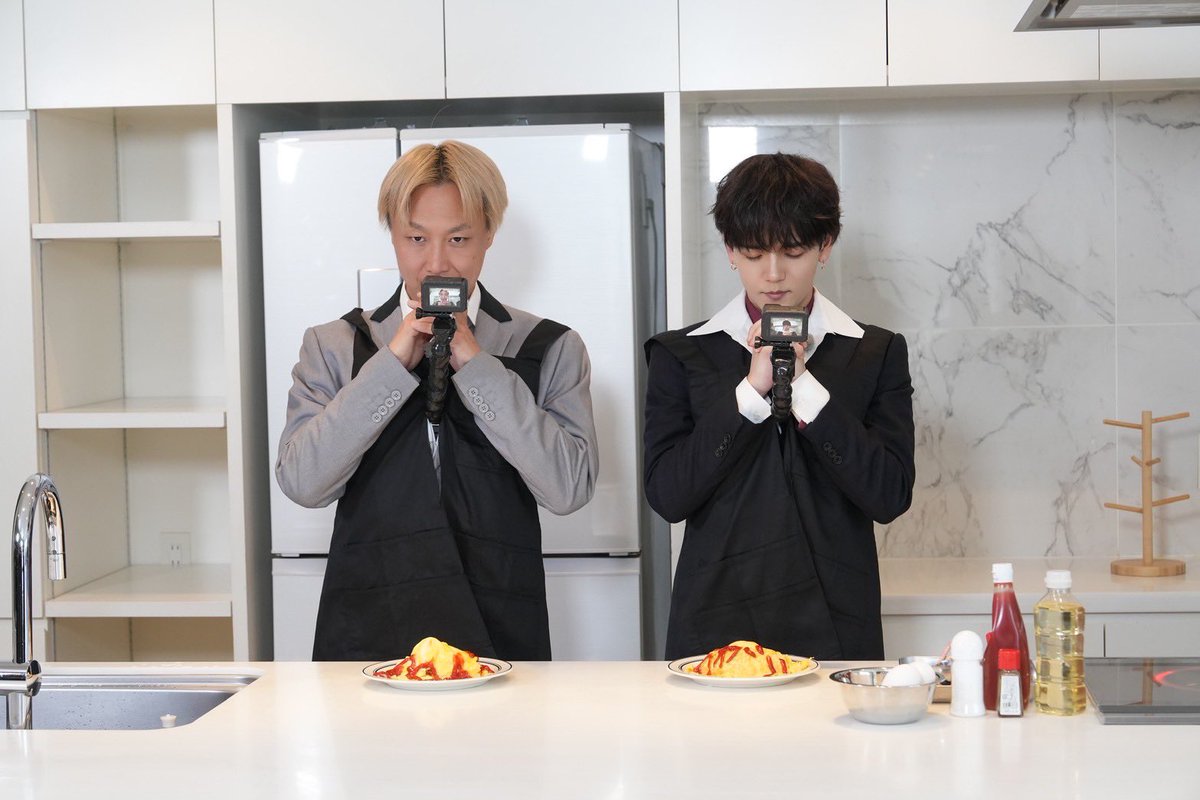 fantastics_fext's tweet photo. #FANTASTICS 新冠番組ABEMA
『FANTASTICSのイケメンを、壊したい！』
今夜21:00第11話放送☆
┈┈┈┈┈┈┈┈┈┈✍︎ 

まさかのダサ行動連発！？

ぜひご覧ください！！
https://t.co/7AxlJmUjbD

#イケ壊 @ABEMA https://t.co/KobaTEphYT