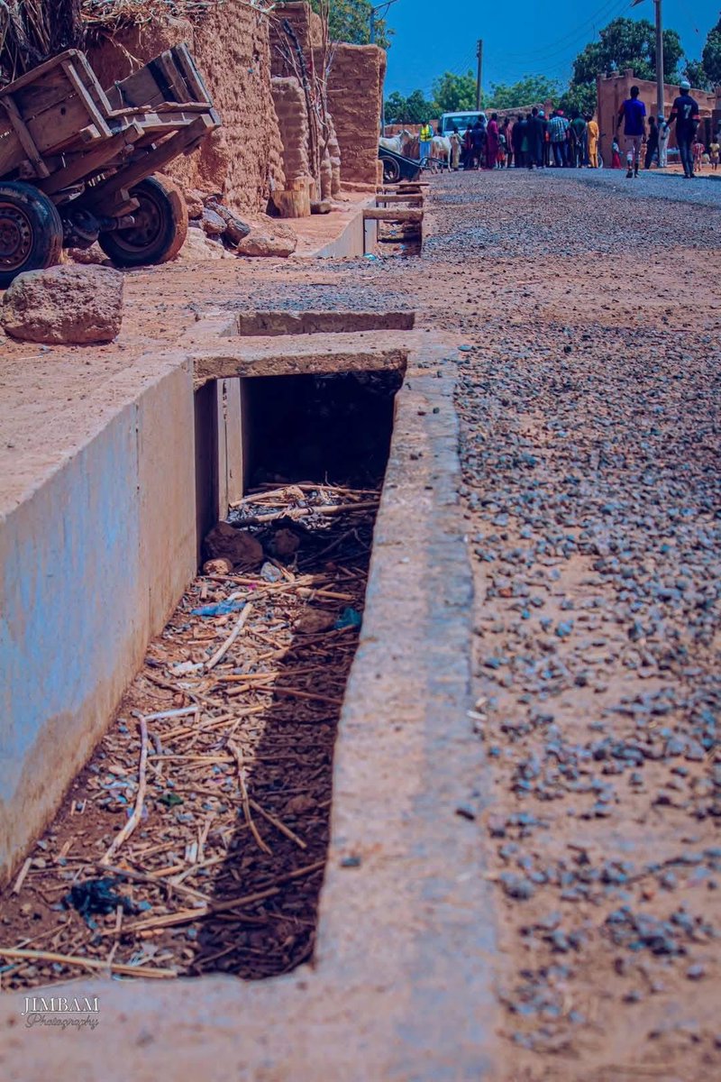 ibrahimado__'s tweet image. Rural Development: Ongoing construction of 2km road from Kwanar Gammawa to Gammawa town in Gezawa Local Government Area. 

#AbbaIsWorking