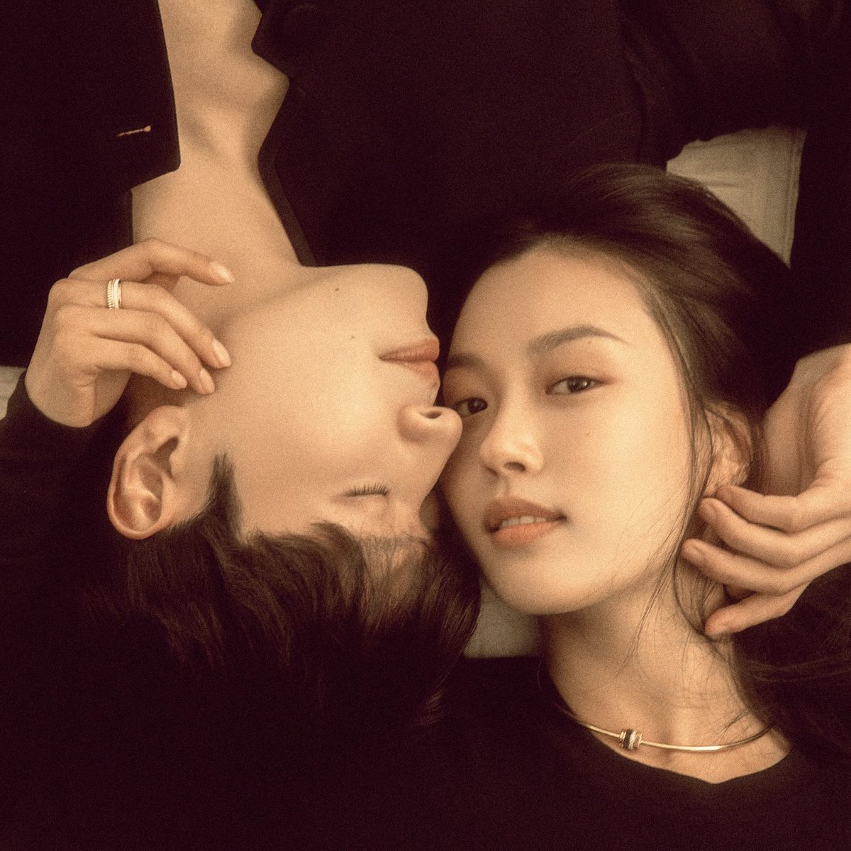 ۟ (@gominhsi) on Twitter photo 