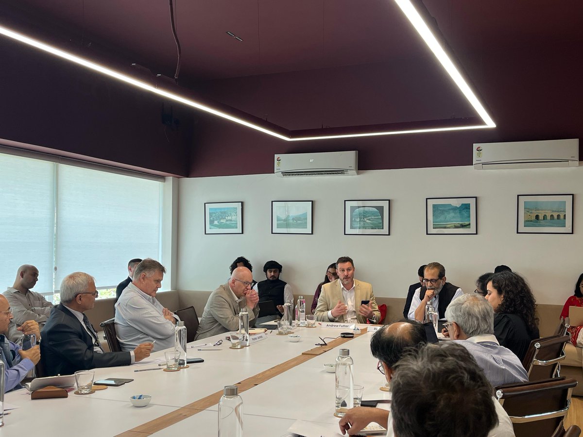 CSDR_India's tweet image. Engaging discussion today at CSDR on "Navigating the Challenges of the Third Nuclear Age"
@rakeshnms @WheelerICCS @andrewfutter @HappymonJacob @Shivanisingh943 @tca_raghavan & other experts explored the escalating nuclear risks in a multi-polar world, the impact of ongoing…