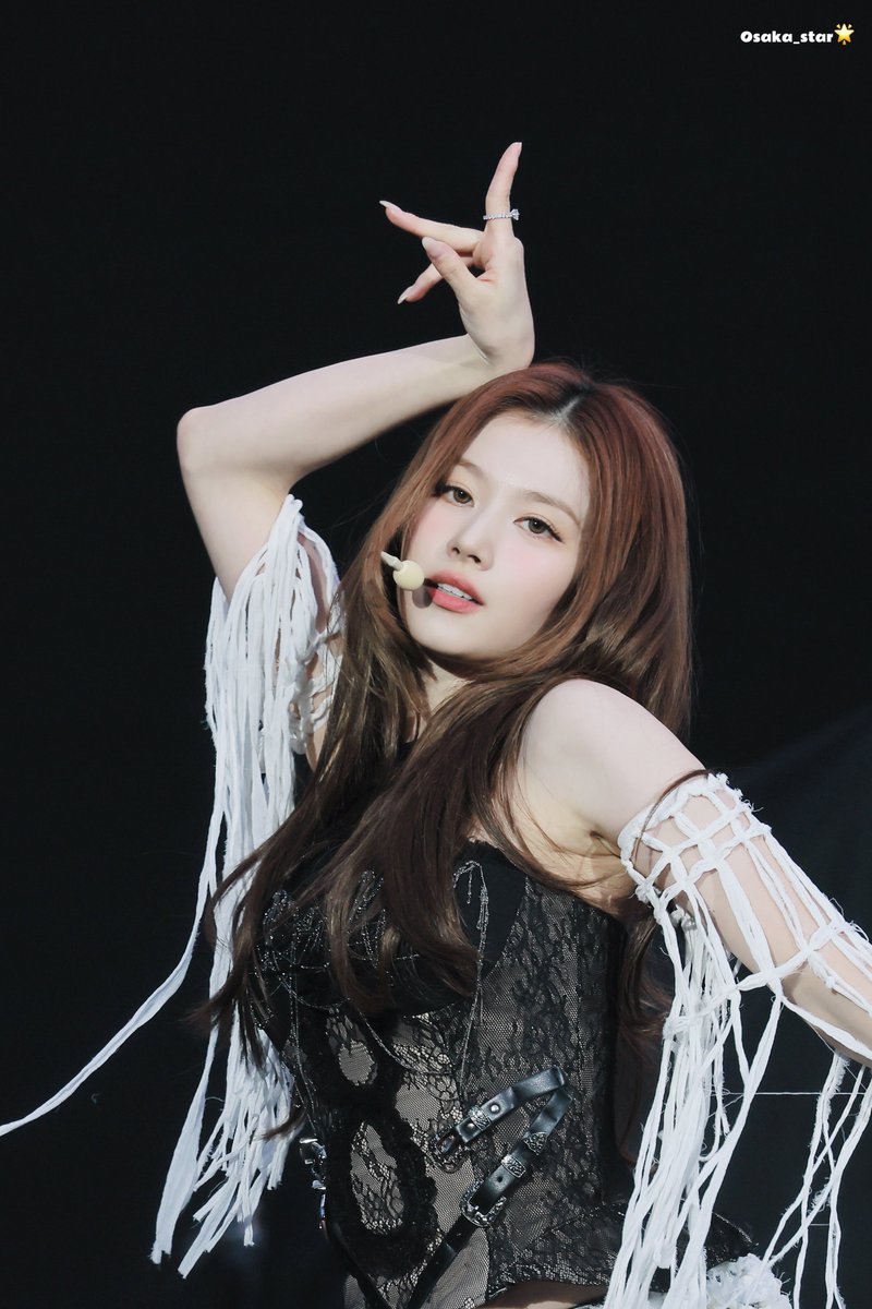 250416 Coldplay

완전 미쳤다, 너무 아름다워!!!!

#트와이스 #사나 #TWICE #SANA #サナ