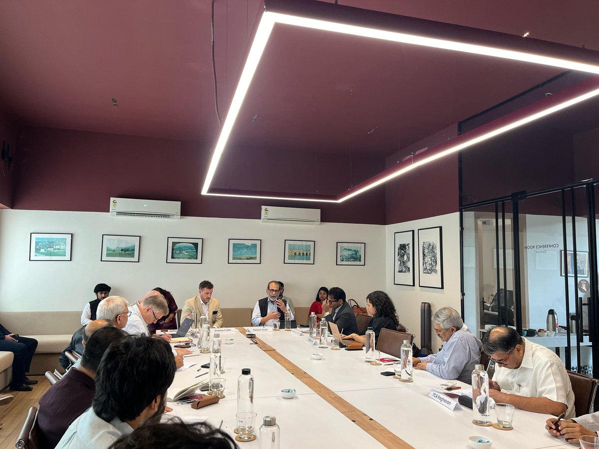 CSDR_India's tweet image. Engaging discussion today at CSDR on "Navigating the Challenges of the Third Nuclear Age"
@rakeshnms @WheelerICCS @andrewfutter @HappymonJacob @Shivanisingh943 @tca_raghavan & other experts explored the escalating nuclear risks in a multi-polar world, the impact of ongoing…
