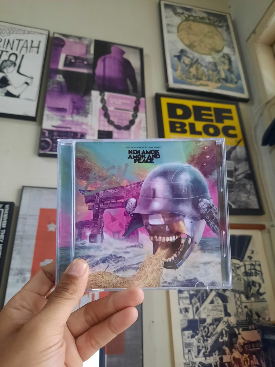 Salah satu masterpiece tahun ini. Congratz album perdananya <a href="/ssnseen/">SK</a> 🤜🏽🤛🏼