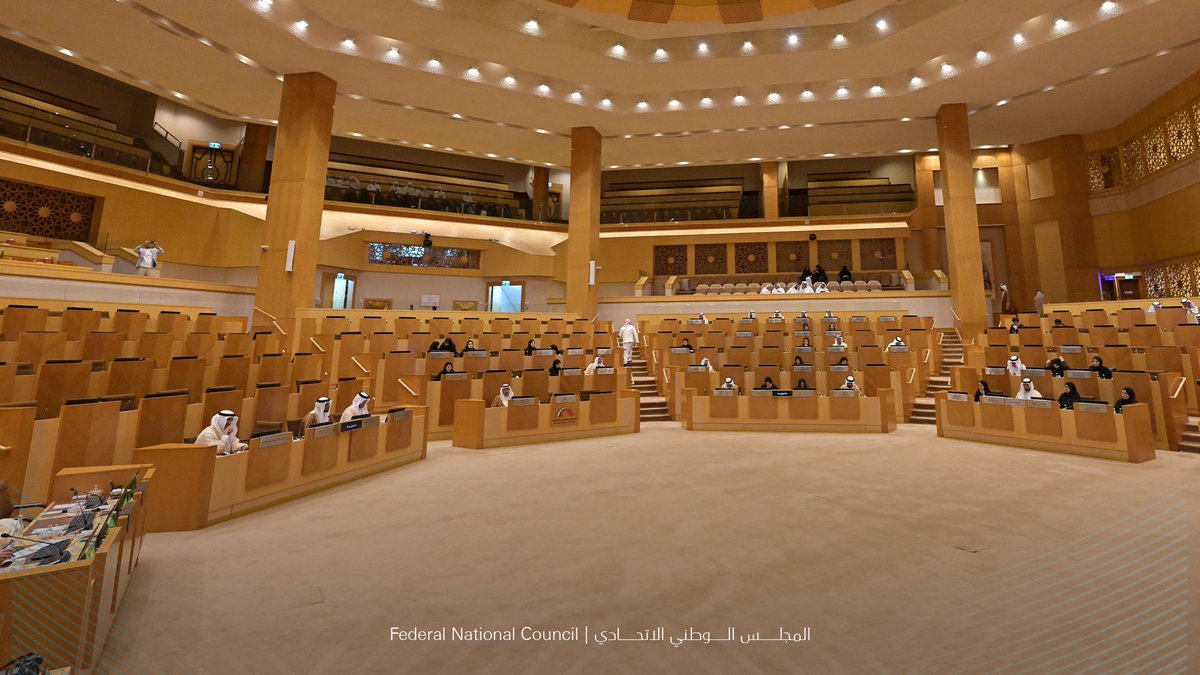 fnc_uae's tweet photo. #المجلس_الوطني_الاتحادي يناقش تقرير شؤون التعليم والثقافة والشباب والرياضة والإعلام، بحضور معالي الشيخ عبدالله بن محمد بن بطي آل حامد رئيس المكتب الوطني للإعلام، رئيس مجلس الإمارات للإعلام، حول موضوع سياسة الحكومة في تعزيز دور الإعلام الحكومي لتأصيل المحتوى وترسيخ الهوية الوطنية، وذلك وفق محوري: التشريعات المنظمة للإعلام في الدولة، وسياسات واستراتيجيات الدولة لتأصيل المحتوى وترسيخ الهوية الوطنية.