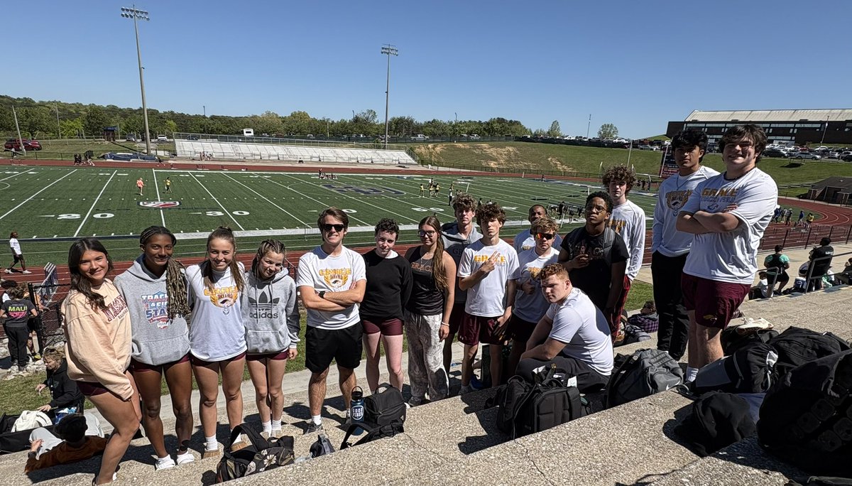 After Brianna Jackson placed 1st in long jump with a new PR (16 1 1/2), HS track had a meet of relays! Throwers (Ryder Jensen, Andrew Newman, Charis Hill, Zane Schierling) had their very own 4x100 relay and placed 3rd! What a fun afternoon/evening trying something new.