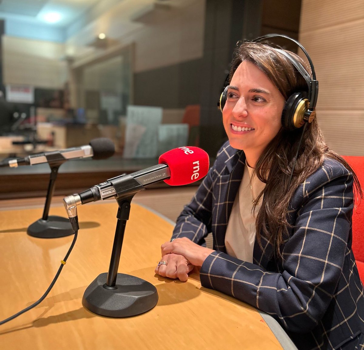 <a href="/BorjaCabezon/">Borja Cabezón</a> <a href="/minturgob/">Ministerio de Industria y Turismo</a> 🎙️ Isabel Caruana, fundadora y CEO de Ailin Health #ClienteEnisa: "Enisa <a href="/minturgob/">Ministerio de Industria y Turismo</a> entiende muy bien la problemática de las #startups. El proceso con ellos fue humano, cálido y muy sencillo”.

#EmprendedorasEnisa
#diamundialdelemprendimiento