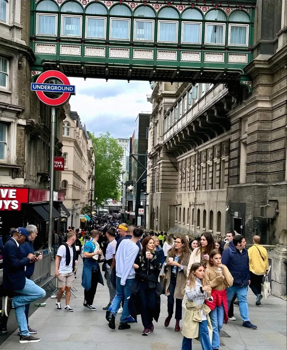 I wish you a visit to London