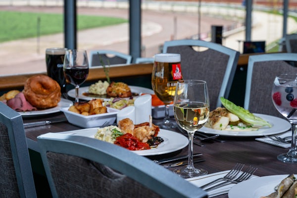 Great food, thrilling races, and live entertainment — all in one place!

Join us in our Restaurant for an unbeatable night out:
🎟️ Admission &amp; Racecard
🍽️ 3 Course Meal
🐾 Greyhound Racing
⭐ Table Betting
🎶 Live Music

👉 tinyurl.com/56y757n4
#GreyhoundRacing #LiveMusic