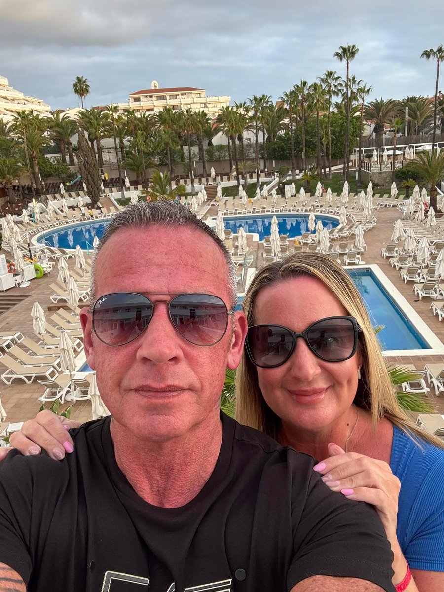1leeblues's tweet photo. In our happy place #Tenerife #CostaAdeje #holiday https://t.co/flV2NfwEbu