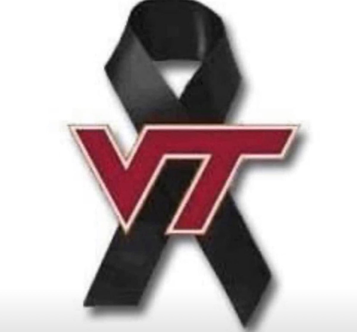 AndrewWhitleyVA's tweet photo. Such a tough day of remembrance and of mourning for 32 Hokies gone too soon. #LiveFor32 https://t.co/r29fglQ4Kv