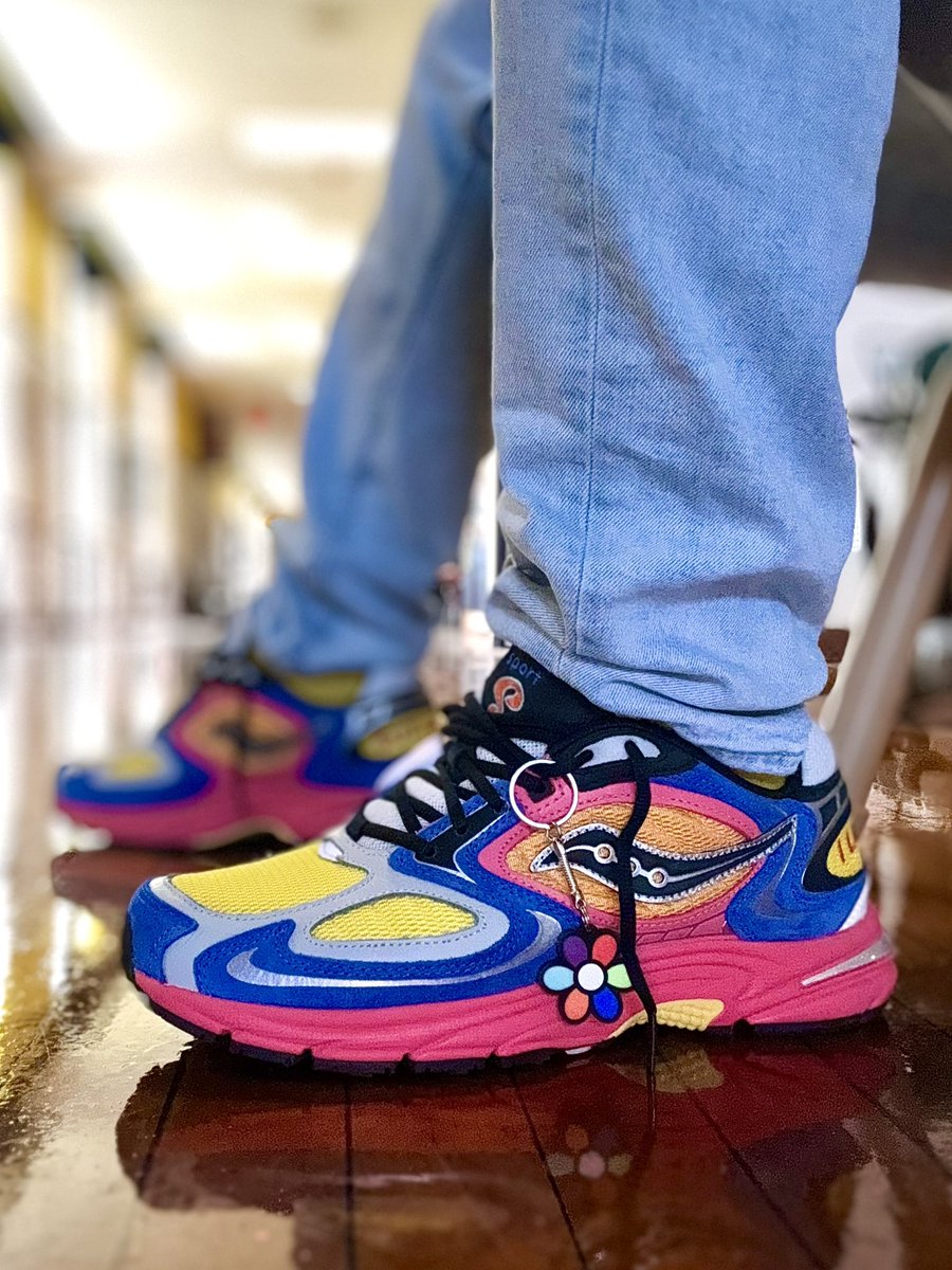 NicoThaGreat357's tweet photo. A daily reminder that “I Love You, But I’m Busy”…
.
.
.
.
#JaeTips #Saucony #Collab #SneaksWithNeek #RetailGawd #DoubleUp https://t.co/nACWfe7dv5