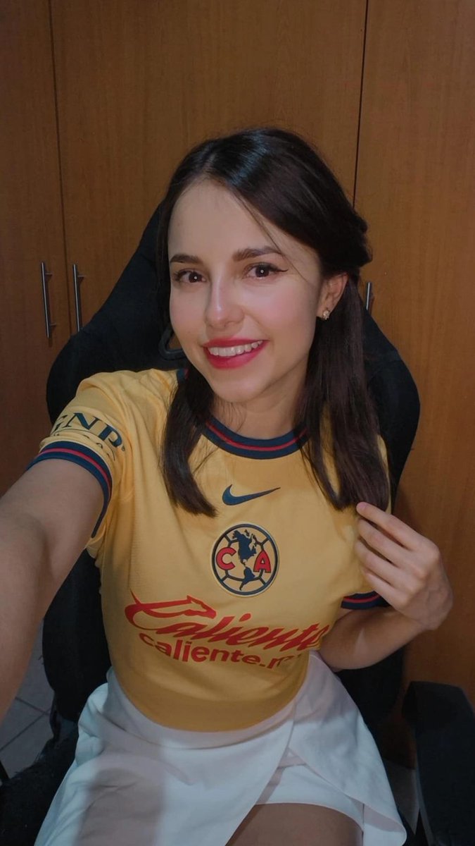 atsumisaorii's tweet photo. 🚨Vamos al América vs  Mazatlán 🚨

1.- Dale RT y ❤️ a este tweet
2.- Debes seguir a @calientesports y a mi en X
3.- Contesta a este tweet con tu pronóstico de marcador para el partido + #MásAcciónMásDiversión 

Se van 2 pases dobles cortesía de @calientesports https://t.co/Dg4wb2pyfr