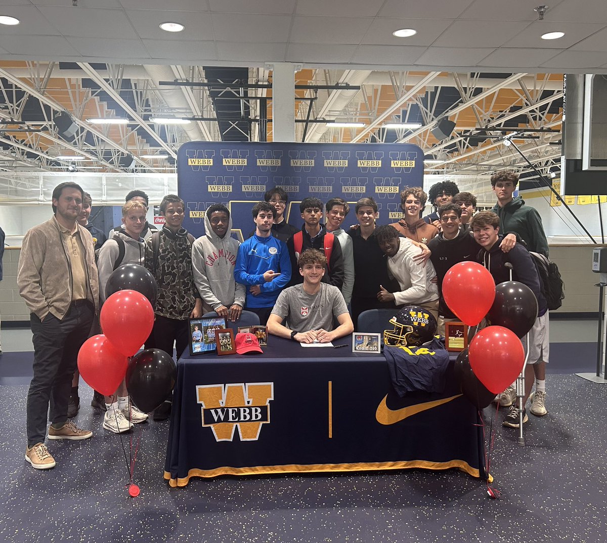 webb_athletics's tweet photo. Congratulations to Caroline, Jason, Caleb, Jackson, and Armaan from The Webb School for their remarkable achievements in pursuing athletic careers at such prestigious colleges! #feetelite https://t.co/G4E5s5LLsu
