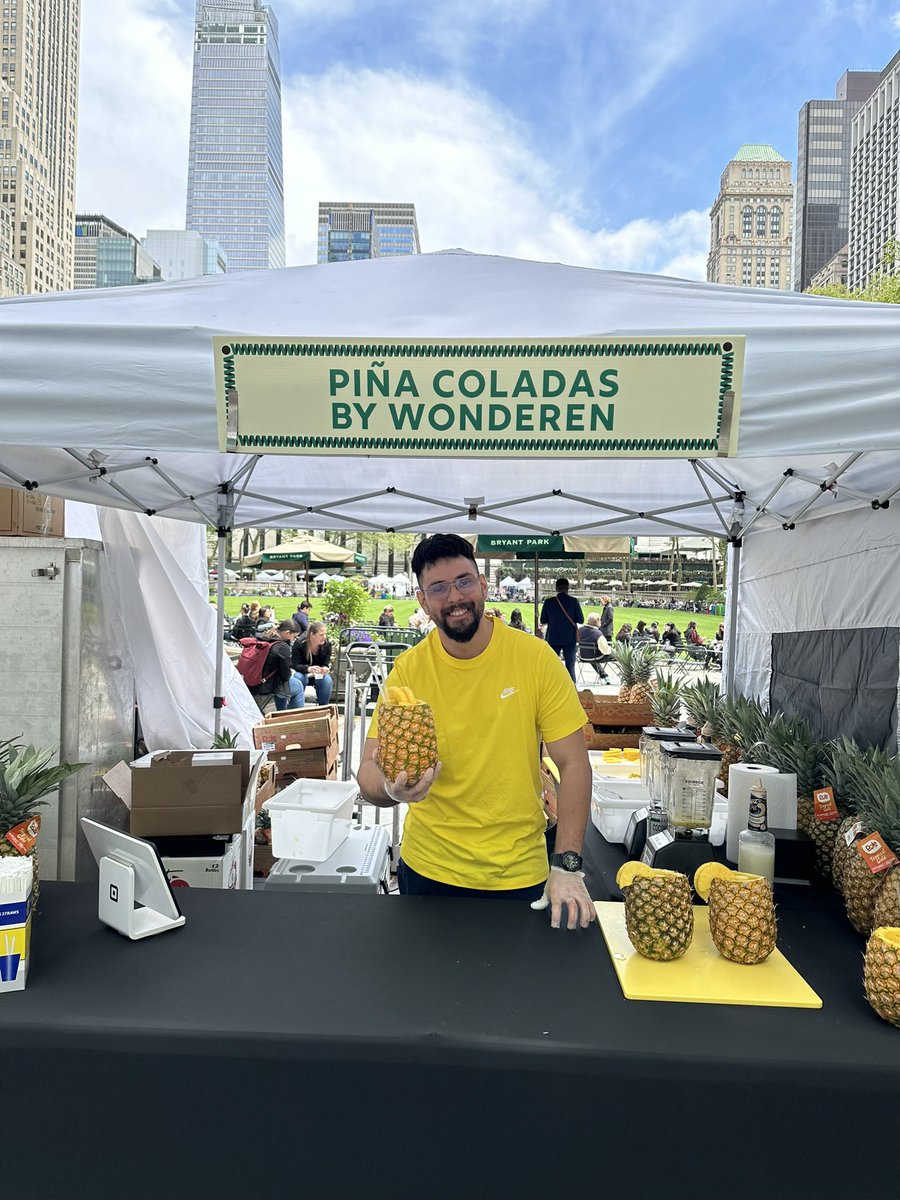Bryant Park (@bryantparknyc) on Twitter photo Maker’s Market returns this Friday 🛍️🌷✨!
This spring event by <a href="/UrbanspaceNYC/">Urbanspace NYC</a> is our longest and largest yet! Catch up to 150 local makers and artisans setting up pop up stalls for seven weekends in April and May 💚. bryantpark.org/calendar/event… Maker’s Market returns this Friday 🛍️🌷✨!
This spring event by <a href="/UrbanspaceNYC/">Urbanspace NYC</a> is our longest and largest yet! Catch up to 150 local makers and artisans setting up pop up stalls for seven weekends in April and May 💚. bryantpark.org/calendar/event…
