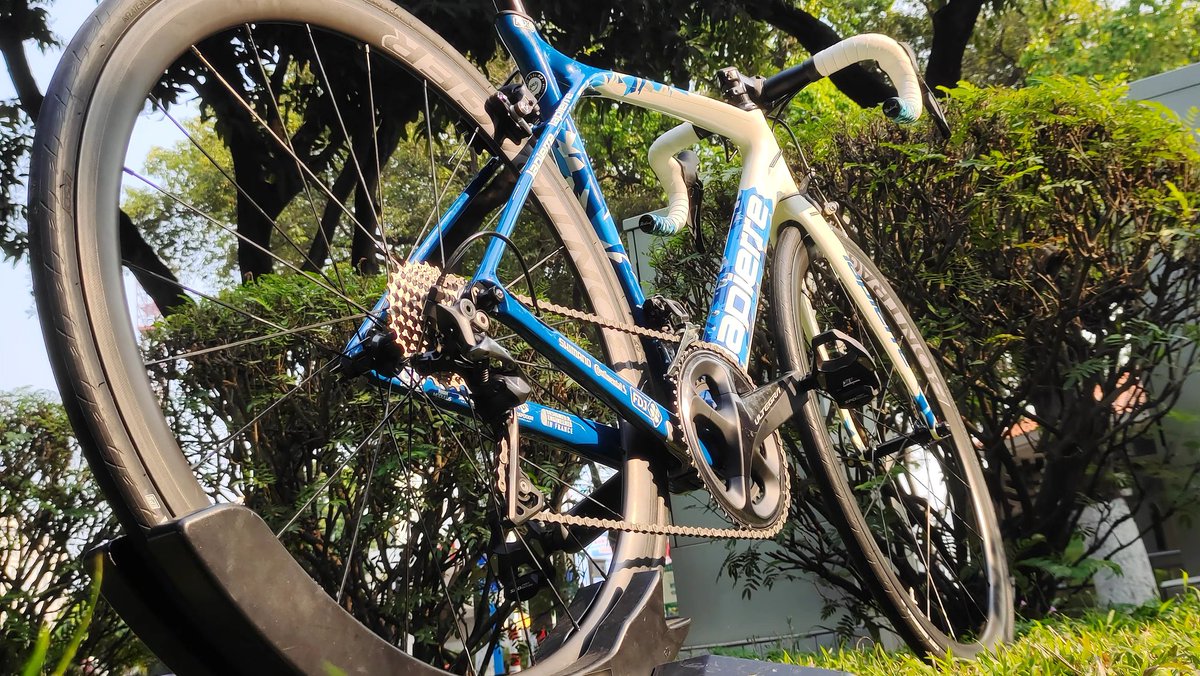 X1N910's tweet image. Lapierre Collection
#Lapierre #xelius #aircode #Roadbike