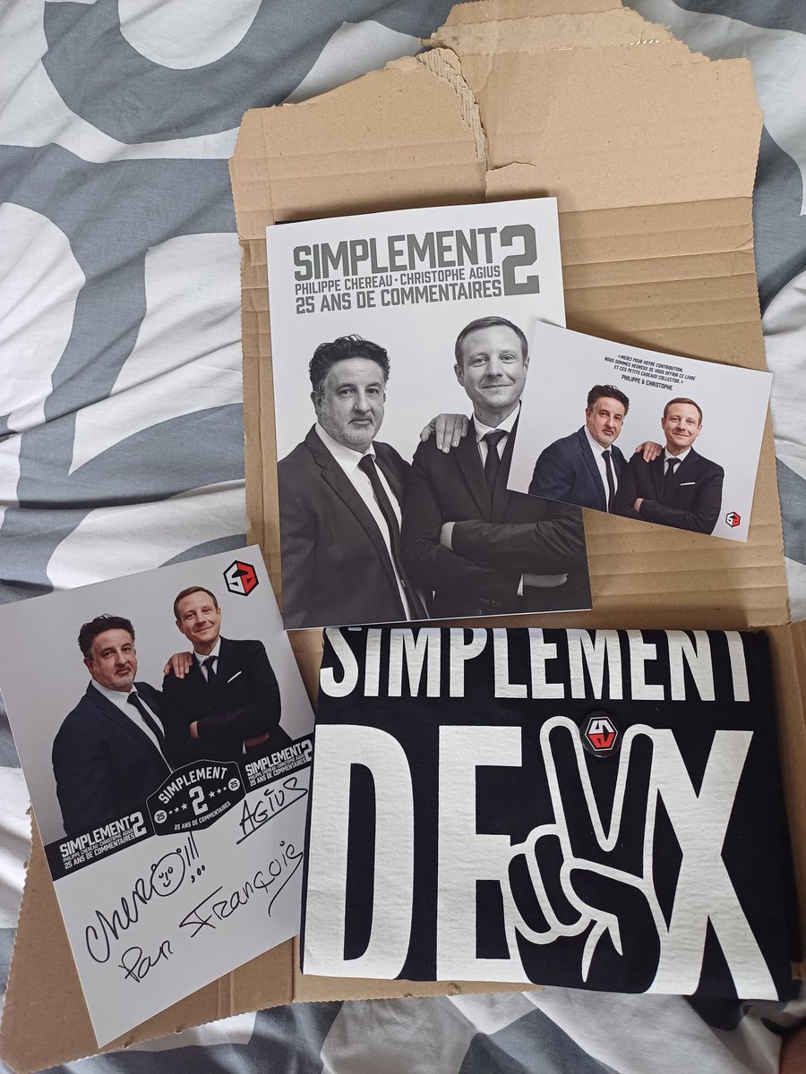 FrancoisGrz's tweet photo. Cadeau d'anniversaire bien reçu ! Merci @CAgiusILD et @PhilippeChereau pour tout ce que vous faites pour la communauté catch ! ❤️
#SimplementDeux #WWE https://t.co/LH9R9wEEjQ