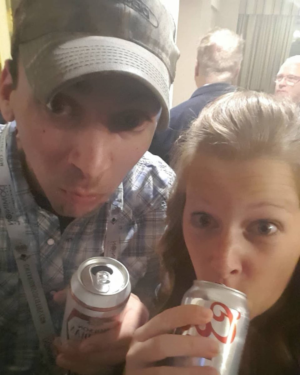 Happy Birthday Bro <a href="/farmboy8400/">Karl Armstrong</a>, so happy you unblocked me!! Love you please don't block me for posting this!! 
❤️🥳🎉🎂🍻 #Cheers