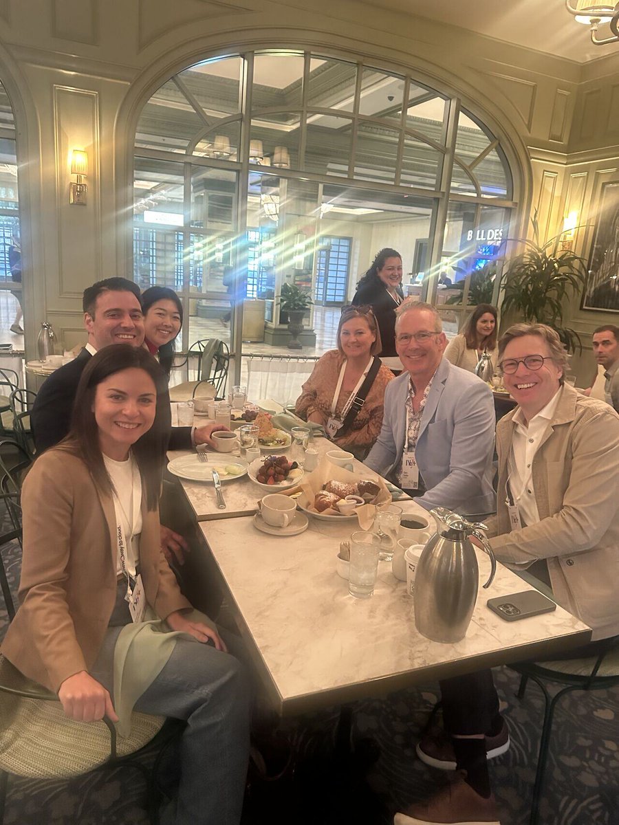 Thank you to all who joined us to share ideas, build connections, and strengthen what’s possible together at our salon-style breakfast at Google Cloud Next ’25, co-hosted by Bridge Partners and Ultimate Partner®.