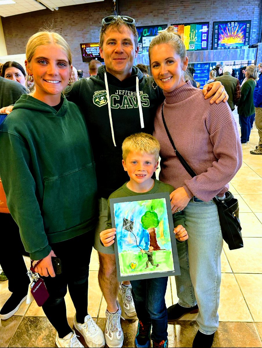 Tristan's 1st Grade Art Display and Music Concert last night

He played the Xylophone
