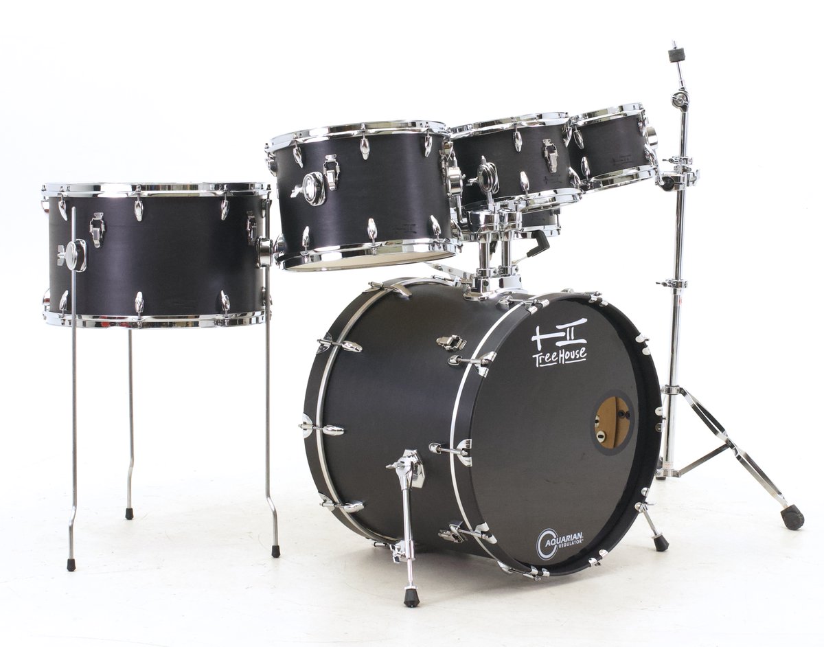 TreeHouseDrums's tweet photo. Based on the idea of a CS-6PC, this customer wanted the flexibility of either a CS-Nano or a CS-6PC...so a couple of shared/overlapped diameters &amp; repositioning of floor tom leg brackets got this package to maximum flexibility! Learn more: https://t.co/1Q4YuRjaCW https://t.co/5wZ4JyYIxJ