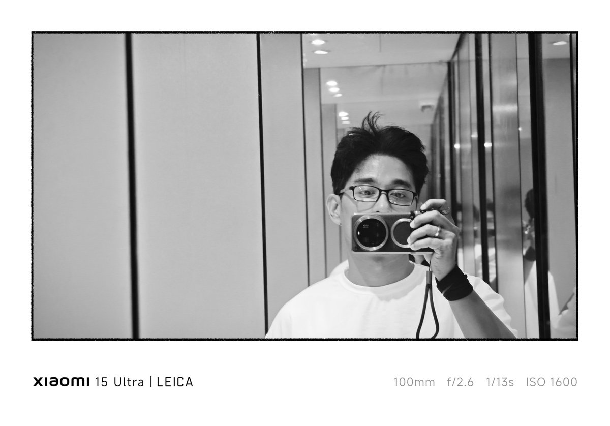 Kariaz__'s tweet photo. Captured in Leica, missed by no one.
#HugotLens #LeicaShot #Xiaomi15Ultra #UnsentCaptured #SelfieWithFeels #MirrorShot #FrameThis https://t.co/IDjQWfMVAR