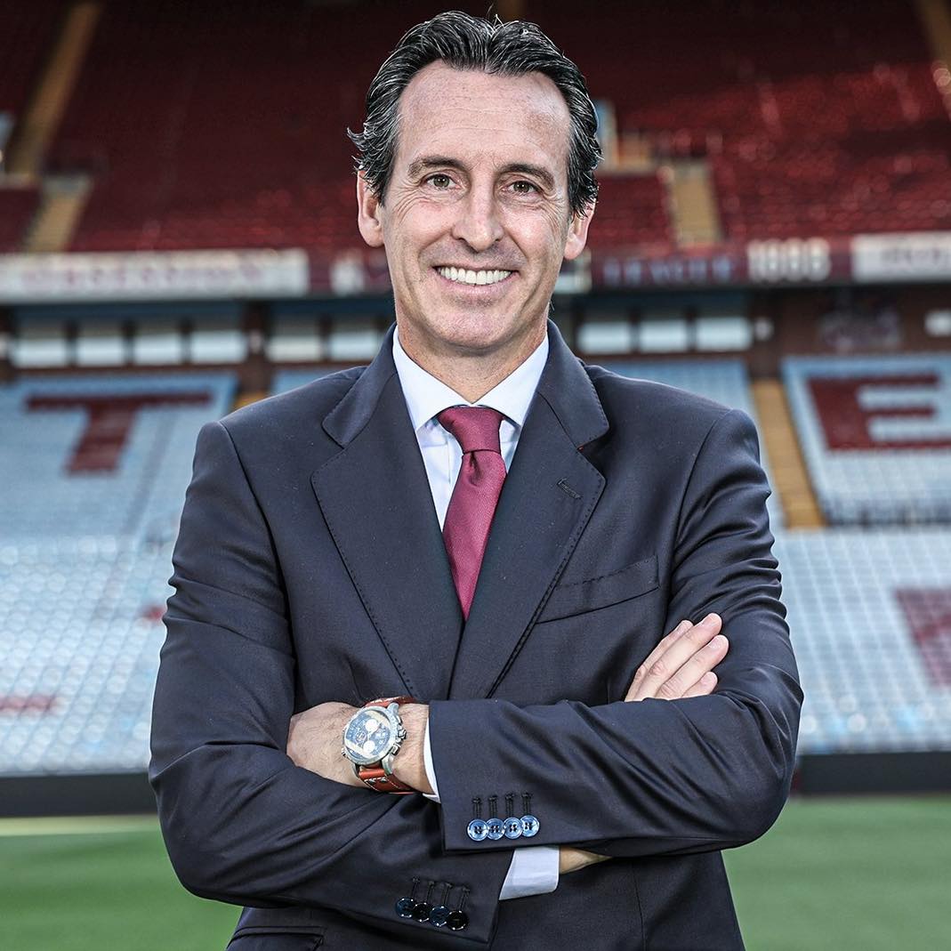 Footballtweet's tweet photo. When Unai Emery took over at Aston Villa in November 2022, they were 14th and just 3 points above the relegation zone. Since then:

📅 2023:
✅ 7th in the league
✅ Qualified for the Conference League

📅 2024: 
✅ 4th in the league
✅ Qualified for the Champions League

📅 2025:
✅ Quarter-finals of the Champions League
✅ Semi-finals of the FA Cup
✅ 1 point off the UCL spots in the league

The job he has done in less than three years is simply sensational. 👏