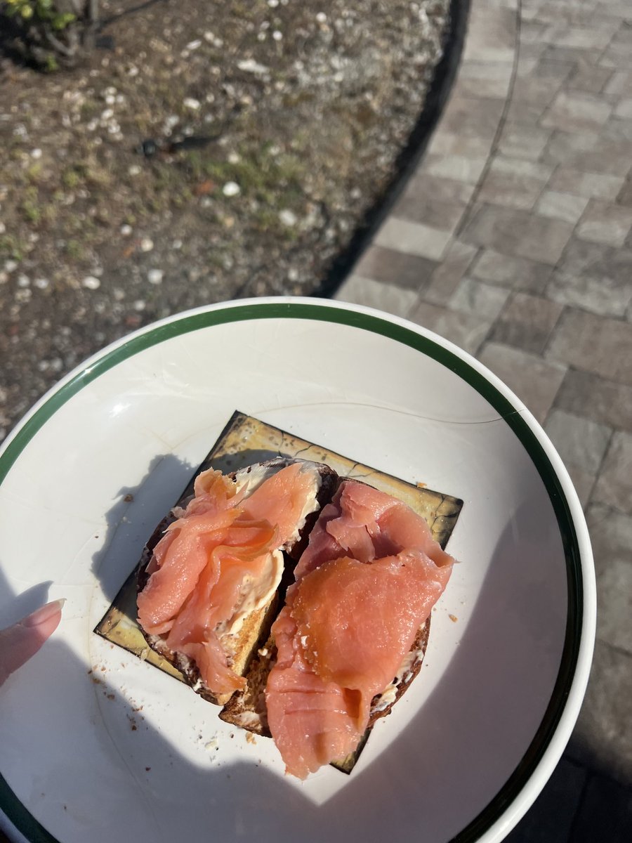 i love wednesday mornings because i have extra time to prepare a nicer breakfast (that’s a big crack not a hair)
