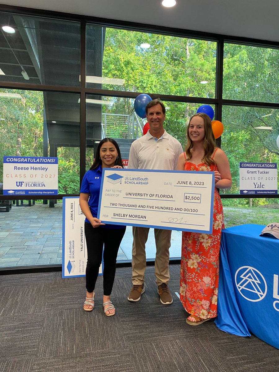 🚨🚨🚨Seniors, our High School 9:12 LandSouth Scholarship application is still available on our website. 
Deadline is coming up on April 30th at 11:59pm.

<a href="/ActionSportsJax/">BrentDanStuartMarcelAlivia</a> <a href="/1010XL/">1010 XL / 92.5 FM</a> <a href="/DuvalSchools/">DCPS</a> 

Apply Now: jaxhighschool912.com/scholarship