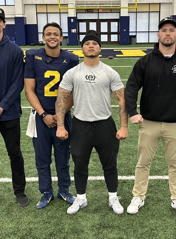 iBleedMSU's tweet photo. Textbook "Little man" syndrome https://t.co/KkcoJzjtAA