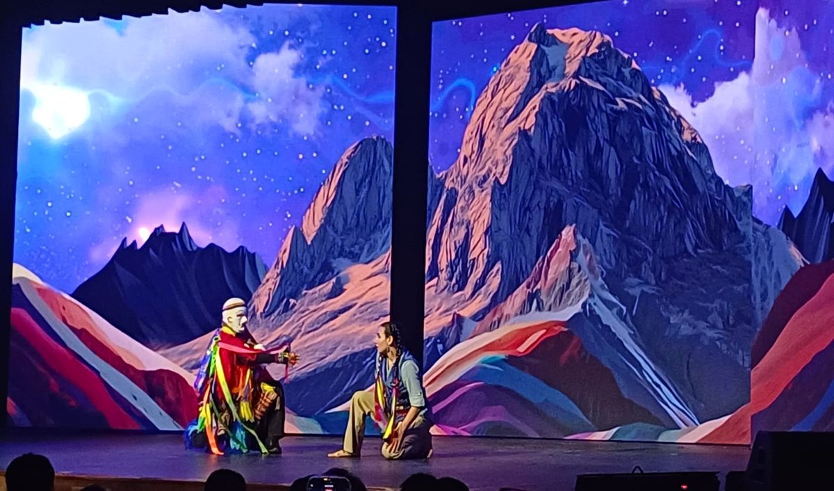 LegendaryPeru's tweet photo. Dansa, an amazing experience that combines two of Peru's greatest prides, gastronomy &amp; traditional dances, through an innovative staging, the audience will experience a sensory journey where flavors &amp; rhythms  combine to offer an unforgettable evening.  #peruviangastronomy #peru https://t.co/szFiTb4uVu