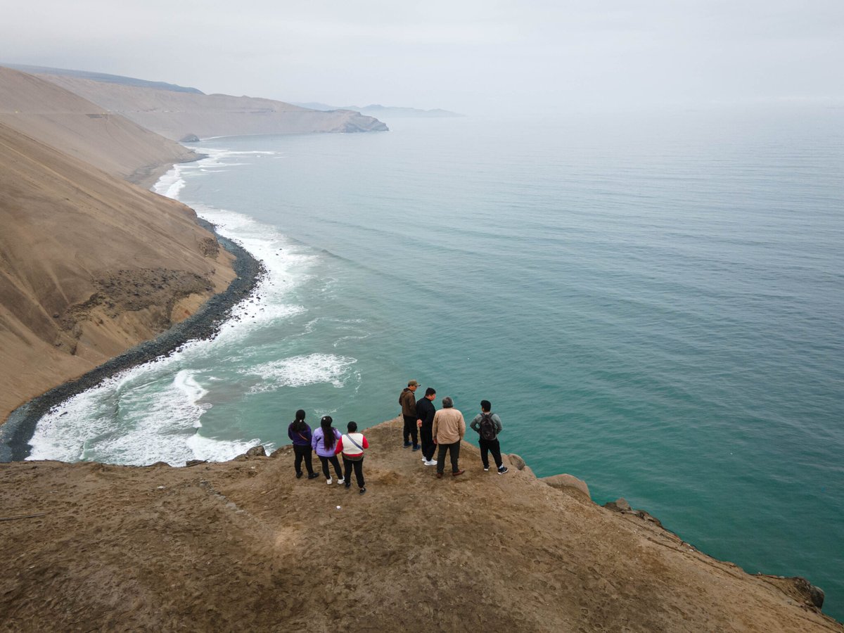 4- "Todavía hay petróleo en el mar de Lima". 
Por <a href="/martamontojo/">Marta Montojo</a> , Cush Rodríguez Moz, <a href="/AnaBazoReisman/">Ana Bazo Reisman</a>  y <a href="/federicaborda/">Federica Bordaberry</a> 
Fotos: <a href="/Liztasa/">Liz Tasa</a> 

📎Una investigación de Late realizada el apoyo de #IJ4EU 

📌Puedes leerla completa aquí 👇revistalate.net/el-derrame-cor…