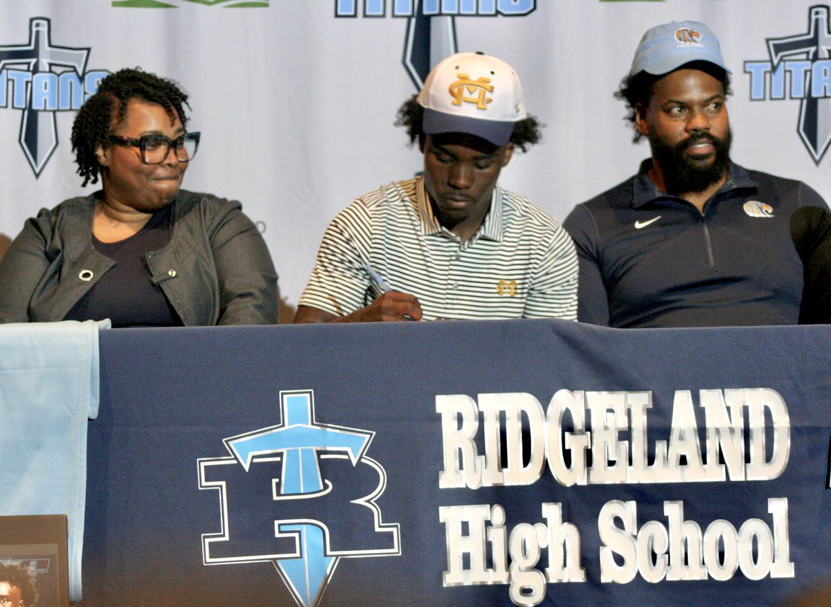 Ridgeland's 6A Mr. Basketball and state champion, Phil Nelson, signed with Mississippi College on Tuesday afternoon.

STORY: onlinemadison.com/stories/ridgel…?