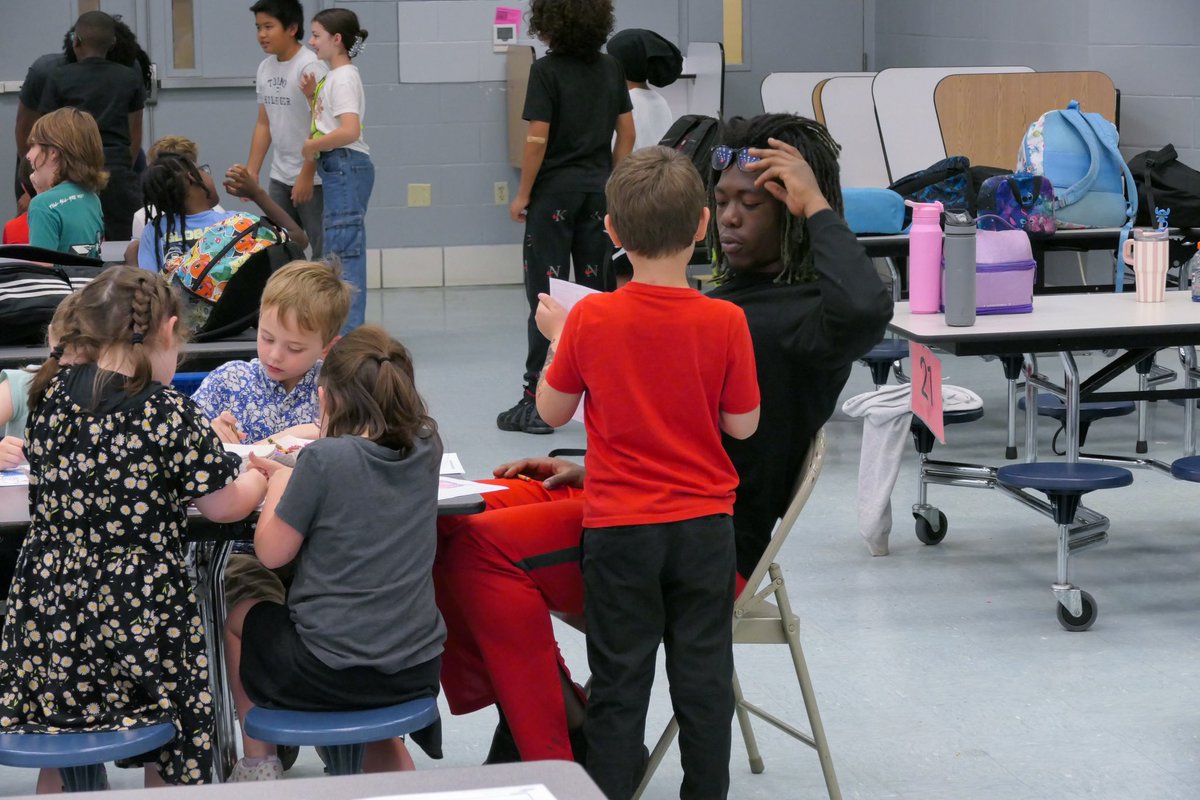 Had an extreme amount of team fun at Norton elementary school!
Yesterday We colored, played games, and had an amazing time!
Would you like to be a part of the impact? If so, Visit edfoundationac.org today to get signed up! <a href="/Fl_Victorious/">Florida Victorious</a>
 #FVFoundation <a href="/TheEdFoundation/">The Ed Foundation</a>