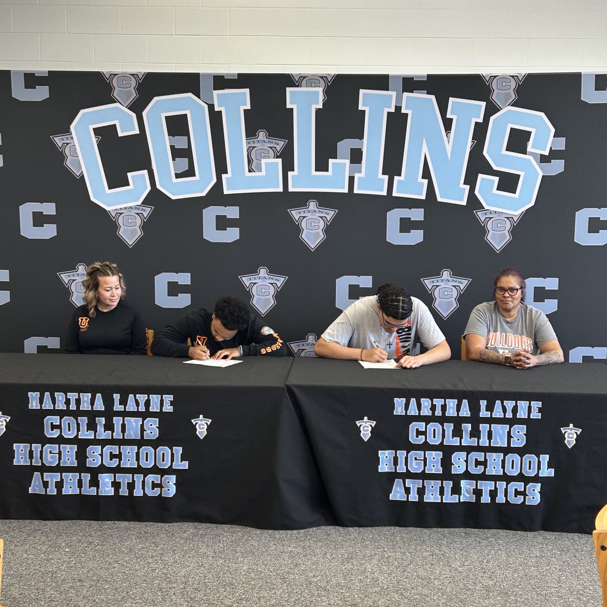 MLCTitanCoach's tweet photo. Congratulations to @Zaidenbaker4 and @Joshua00028153 for signing to play football at @UnionBulldogFB So proud of these guys and can’t wait to watch them play at the next level!  #Titan5️⃣ https://t.co/273KX5SgL7
