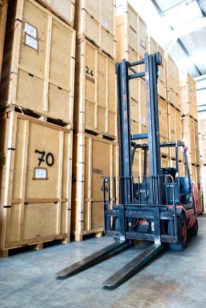 Decluttering, moving, or renovating?  Cheshire Moving &amp; Storage provides flexible storage options to fit your needs.  Short-term or long-term, we've got you covered. #StorageSolutions #FlexibleStorage #Cheshiremovinandstorage cheshiremoving.co.uk