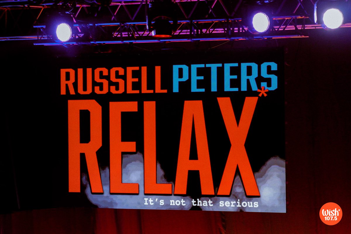 wish1075's tweet image. Comedian Russell Peters brought waves of laughter as he threw his witty lines at his show at the Samsung Hall last night!

Produced by @WilbrosLive, this event is part of his "RELAX* World Tour 2025... *𝘐𝘵'𝘴 𝘕𝘰𝘵 𝘛𝘩𝘢𝘵 𝘚𝘦𝘳𝘪𝘰𝘶𝘴!".

#RussellPeters
#RelaxWorldTour