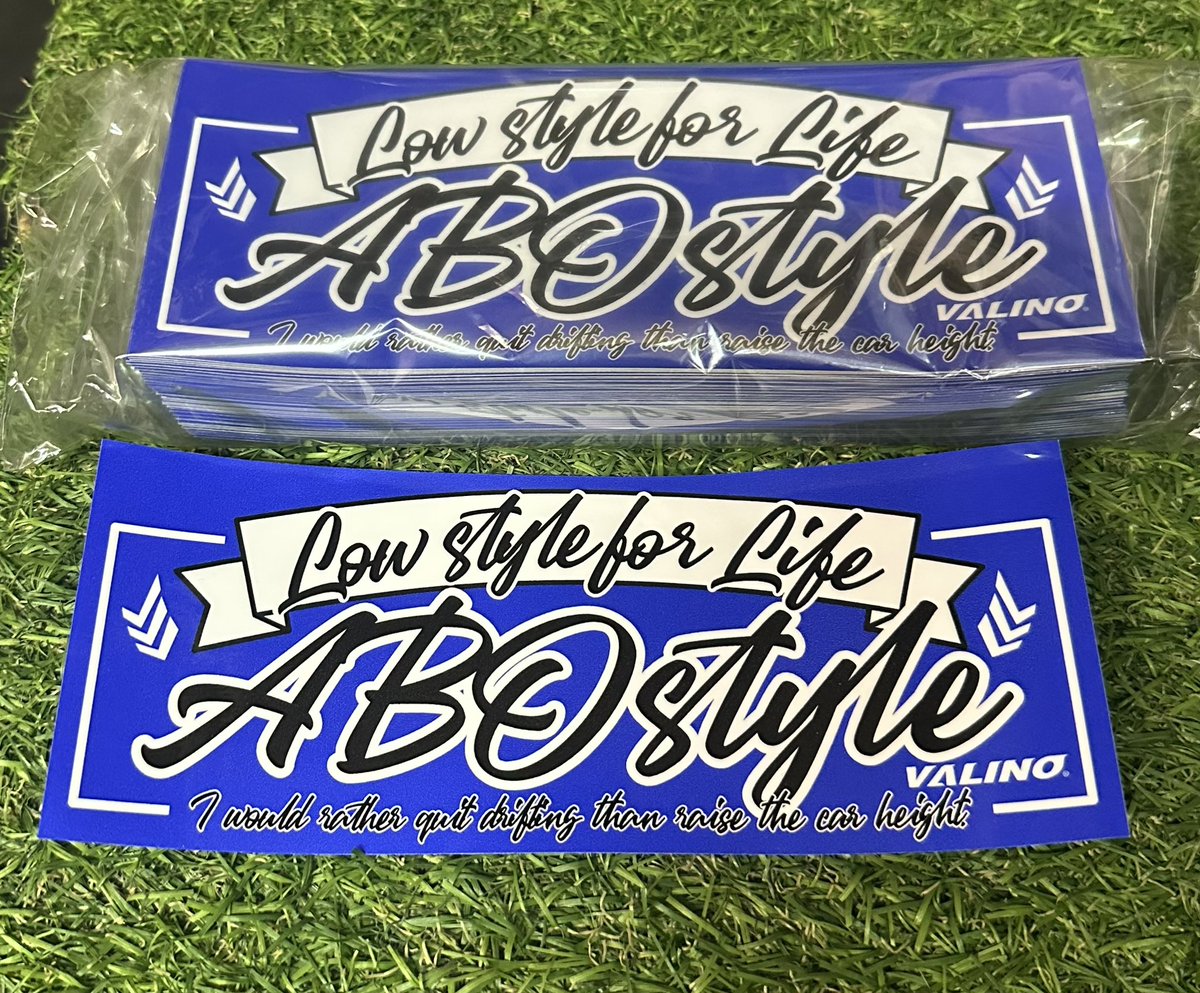 AboSatsukawa's tweet photo. Newステッカー完成⭐️
アメリカ限定の販売の予定でしたが、
ドリドレでこっそり販売します😊
キーホルダーも作ったのでぜひ🎵 https://t.co/nQztI6BhSQ
