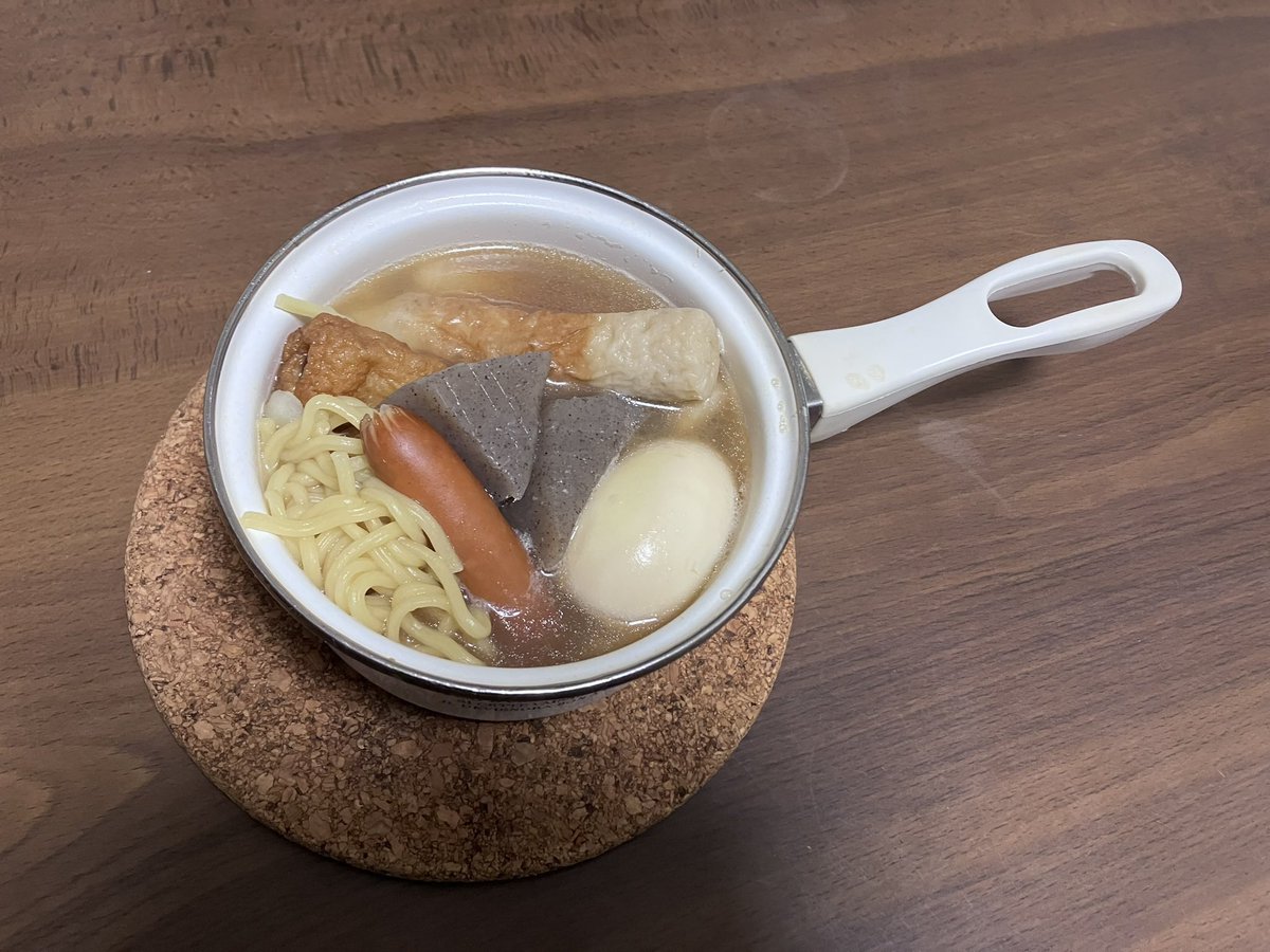 negipy's tweet photo. 備後落合駅で売ってた『おでん🍢うどん』を再現すべく自宅で『おでんうどん』『おでんラーメン』『おでんそば』を作ってみた　#備後落合駅　#芸備線　#おでんうどん https://t.co/qiNhPiwMG4