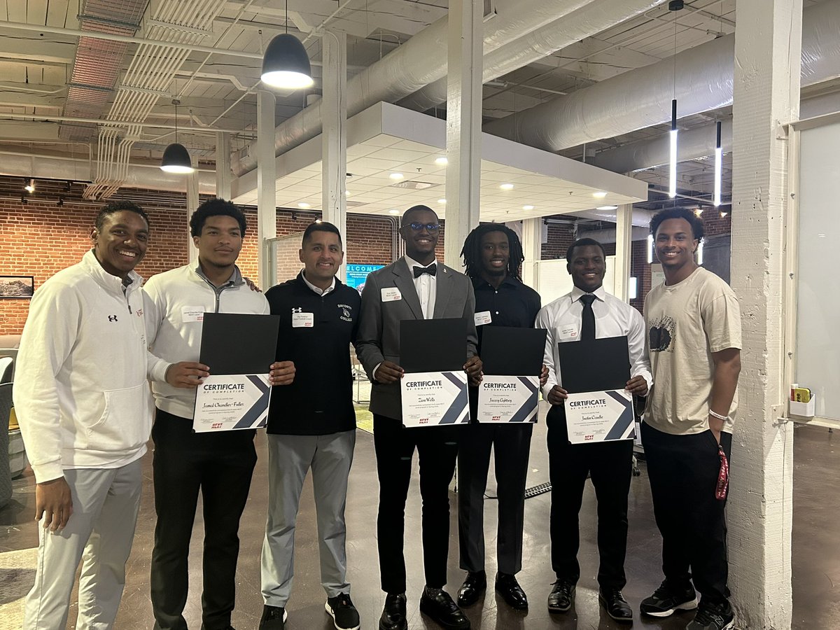 Saj Thakkar (@coach_thakkar) on Twitter photo Great night seeing our guys present their business findings <a href="/HurtHubDavidson/">The Hurt Hub@Davidson</a>
Best of ALL worlds here <a href="/DavidsonFB/">Davidson Football</a>
#GoCats Great night seeing our guys present their business findings <a href="/HurtHubDavidson/">The Hurt Hub@Davidson</a>
Best of ALL worlds here <a href="/DavidsonFB/">Davidson Football</a>
#GoCats