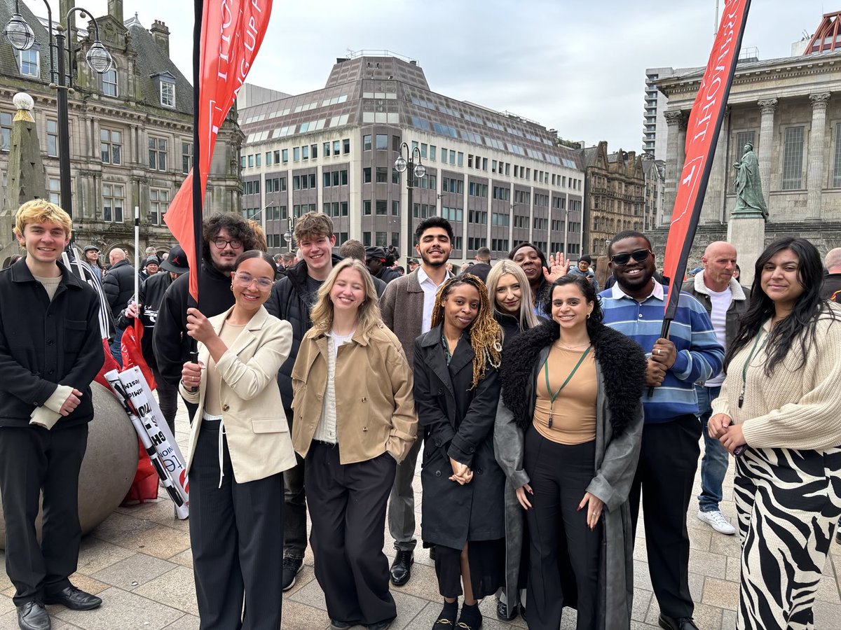 Reub1969's tweet photo. We ⁦@ThompsonsLaw⁩ were proud to be out yesterday supporting the ⁦@UniteWestMids⁩ bin workers at their demo demanding that BCC do the right thing. https://t.co/oy3z6wrLCM