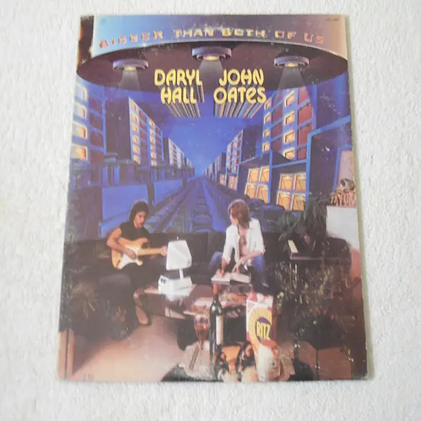 RecordsAlbums's tweet photo. https://t.co/1FQaW9G4he Daryl Hall &amp; John Oates - Bigger Than Both Of Us Vinyl LP #HallAndOates #HallOates #HallAndOats #DarylHall #JohnOates #DarylHallandJohnOates #BiggerThanBothOfUs #Vinyl #poprock #popmusic #80sPop #80sPopMusic #PopVinylRecords #Pop #PopVinyl #PopRecords https://t.co/QxgVRd4ctC