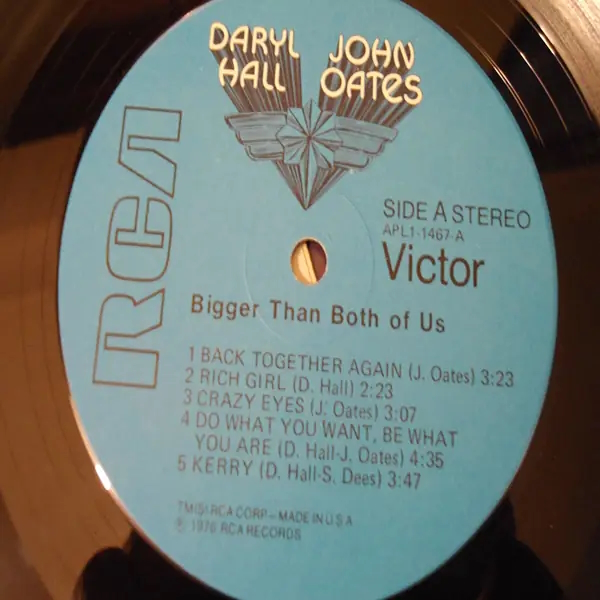 RecordsAlbums's tweet photo. https://t.co/1FQaW9G4he Daryl Hall &amp; John Oates - Bigger Than Both Of Us Vinyl LP #HallAndOates #HallOates #HallAndOats #DarylHall #JohnOates #DarylHallandJohnOates #BiggerThanBothOfUs #Vinyl #poprock #popmusic #80sPop #80sPopMusic #PopVinylRecords #Pop #PopVinyl #PopRecords https://t.co/QxgVRd4ctC