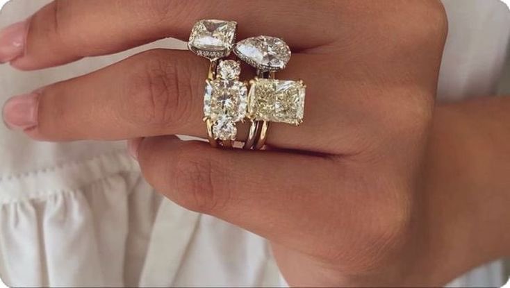 scorpiomuse's tweet photo. currently obsessed with these rings https://t.co/RU7Rj1ivUr