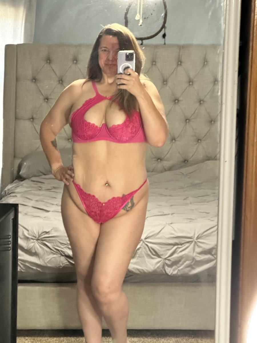 lassiecanon's tweet photo. Wouldn’t ever let my man pull out 😈 https://t.co/UmozkFmyS8