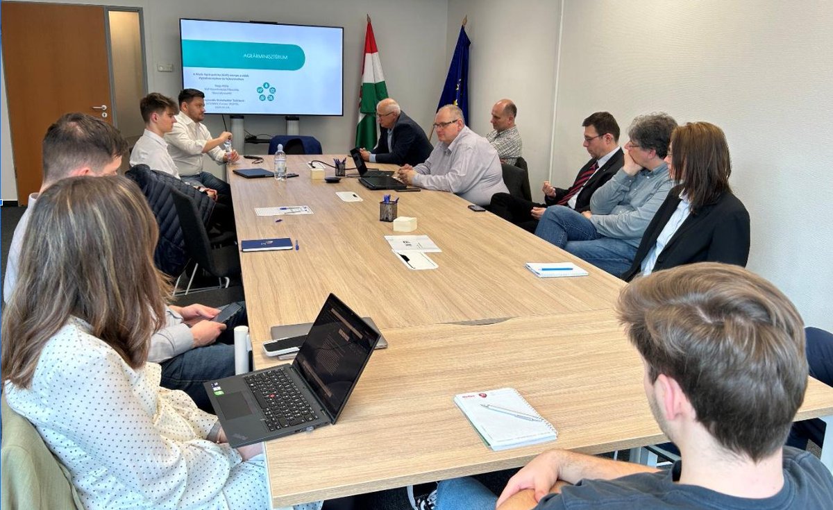 Hungary moves forward with #SmartVillages!
At the 2nd #INSPIREproject Stakeholder Meeting in Budapest, @MGFÜ and partners launched a Smart Village pilot, shared local success stories, and planned future collaboration across Europe. 🌱💡
Next RSM stop: Tokaj 🍇