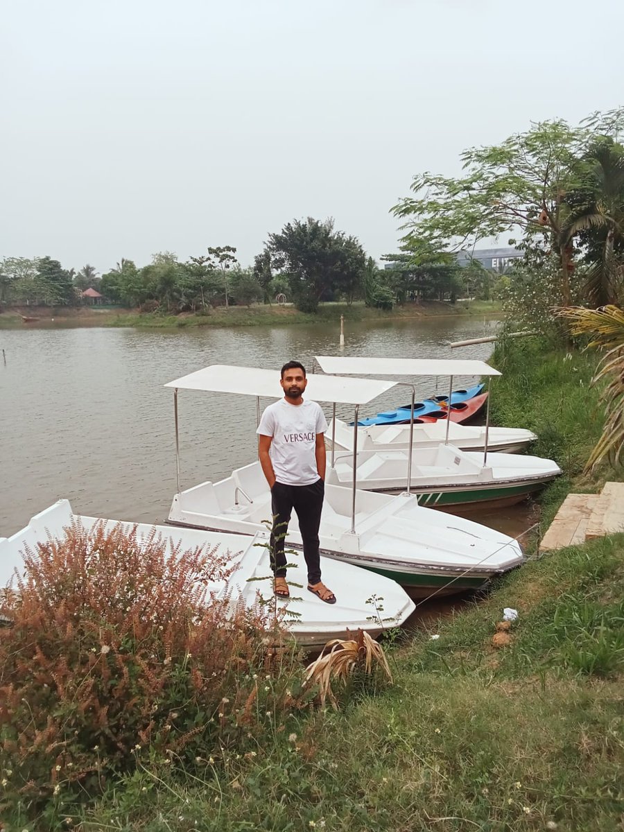 HasanOnjon's tweet photo. - ভালোবাসি বলার চেয়েও, তোমার জন্য প্রতিদিন বদলে যাওয়াটাই সত্যিকারের প্রেম!' https://t.co/6o8EGBnyE1